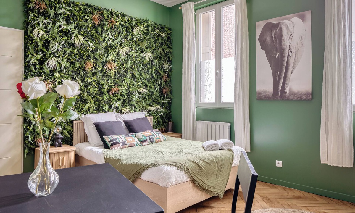 Gare-Jouvenet Apartment | Studio Jungle rénové balnéo à la gare