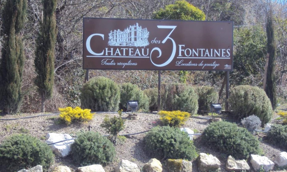 Pernes-les-Fontaines House | Studio La Douloire