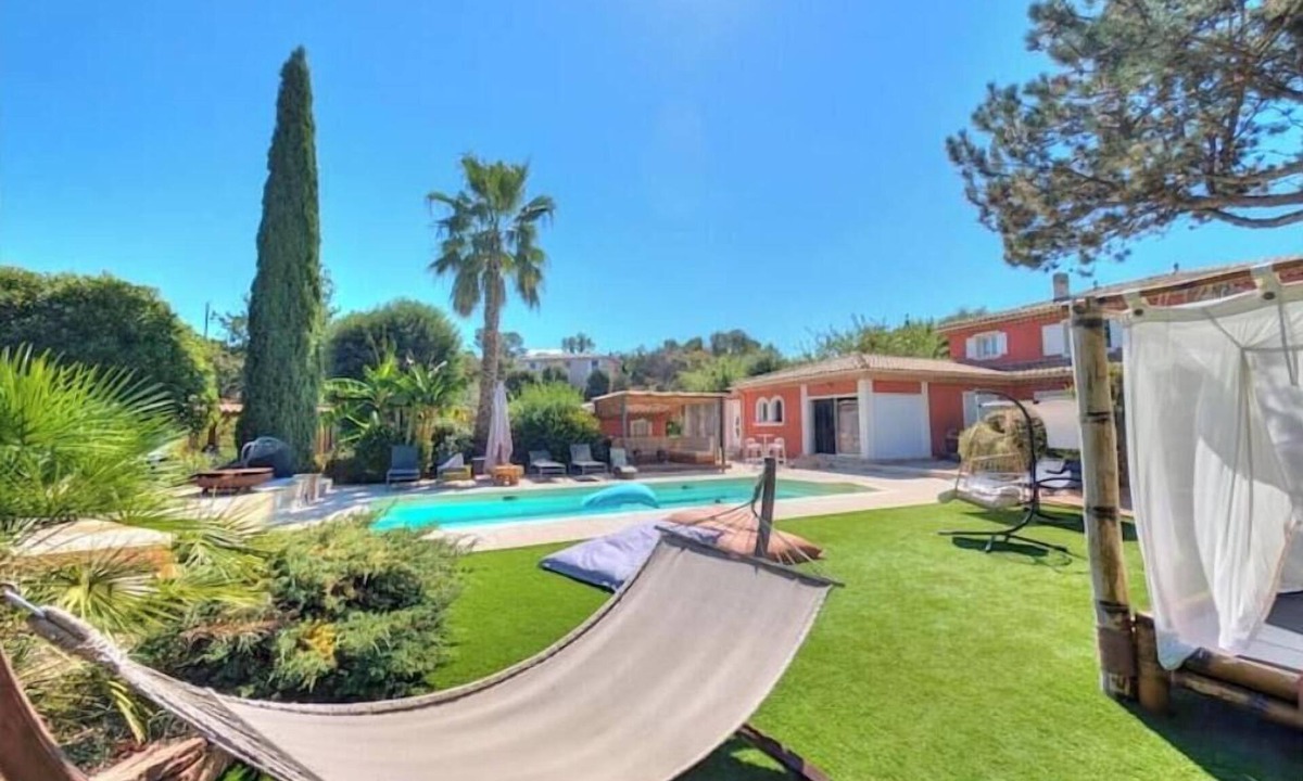 Le Cannet-des-Maures Bed & Breakfast | Studio Le Mas de Provence with pool and jacuzzi - charm and relaxation