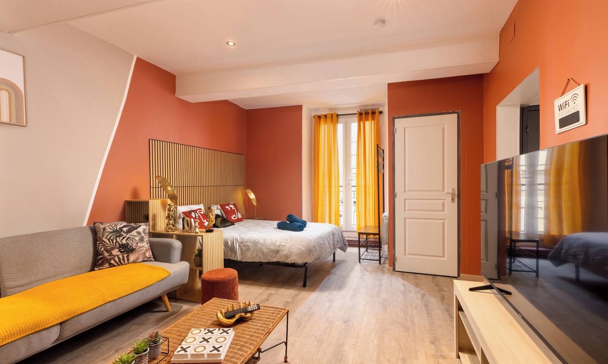 Limoux Apartment | Studio le limouxin Limoux town center