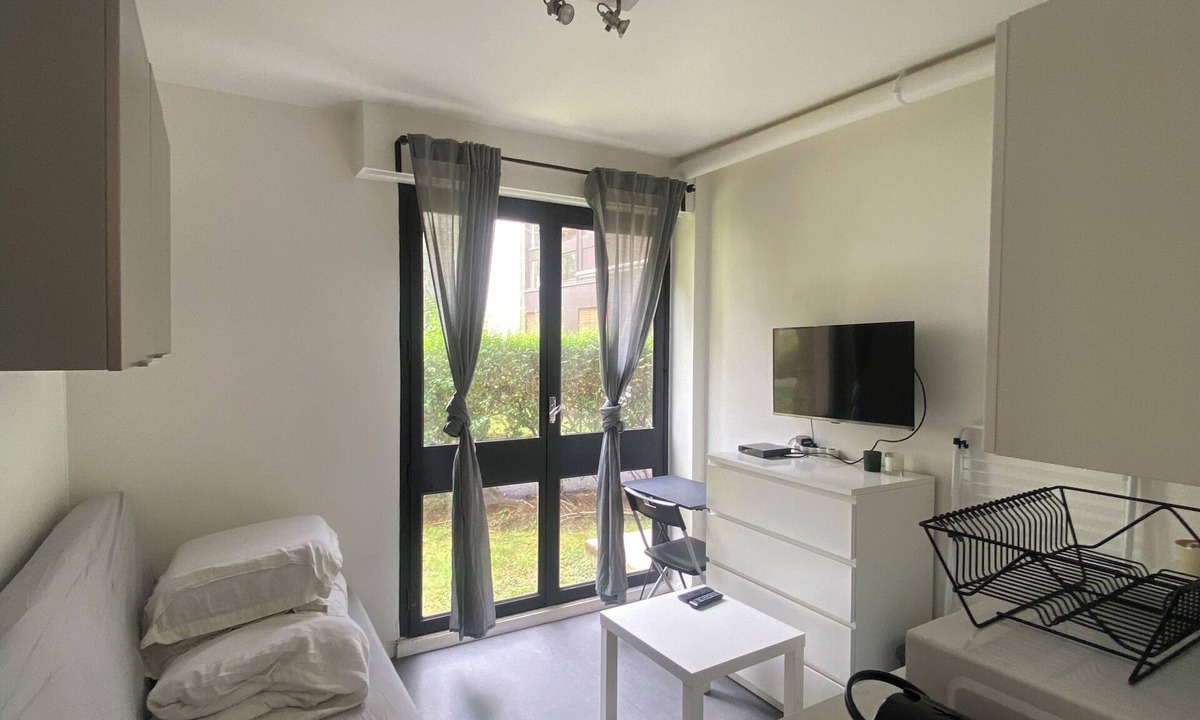 Fontenay-le-Fleury Apartment | Studio le petit fleury