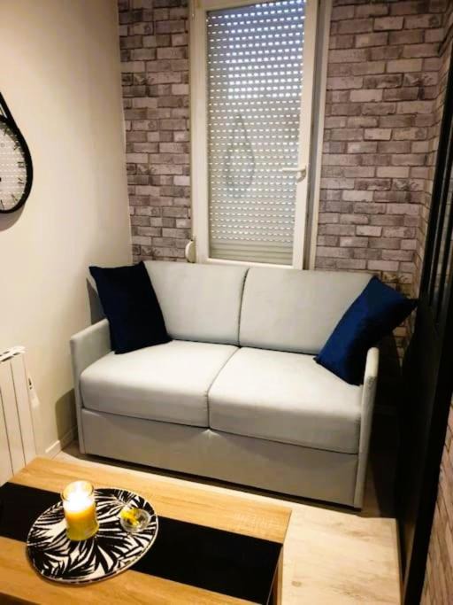 Sainte-Anne - Faubourg Noyon Apartment | STUDIO LE PETIT ATELIER - PROCHE GARE - WiFi