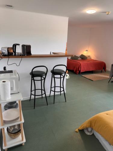 Bray-en-Val Apartment | Studio les Écuries de la forêt 2