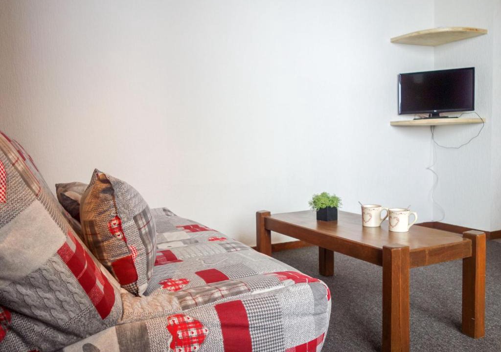 Val Claret Apartment | Studio Les Grandes Platières-25 by Interhome