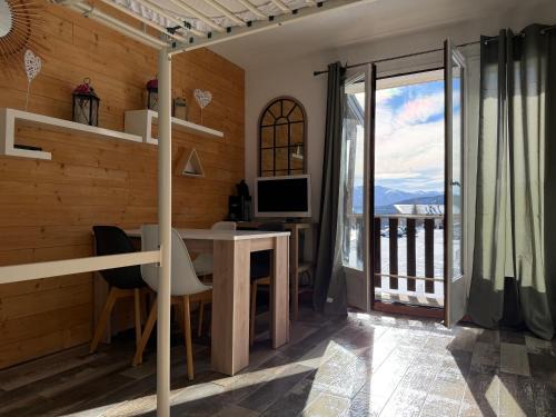 Les Angles Apartment | STUDIO LES JONQUILLES