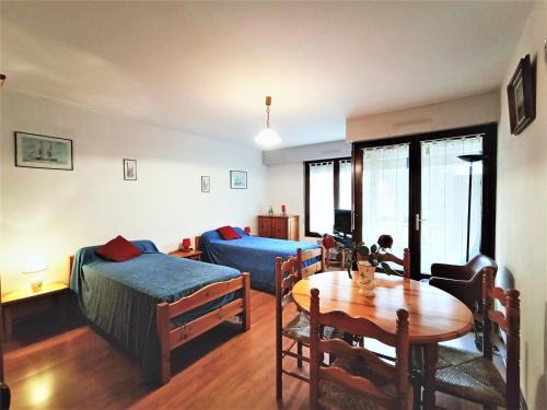 Aix-les-Bains City Center Apartment | Studio lumineux et fonctionnel, idéalement situé à Aix-les-Bains - FR-1-555-1