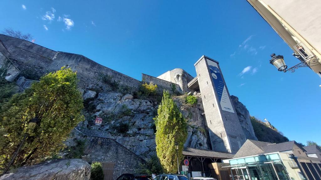 Lourdes Apartment | STUDIO MEUBLÉ AU PIED DU CHATEAU