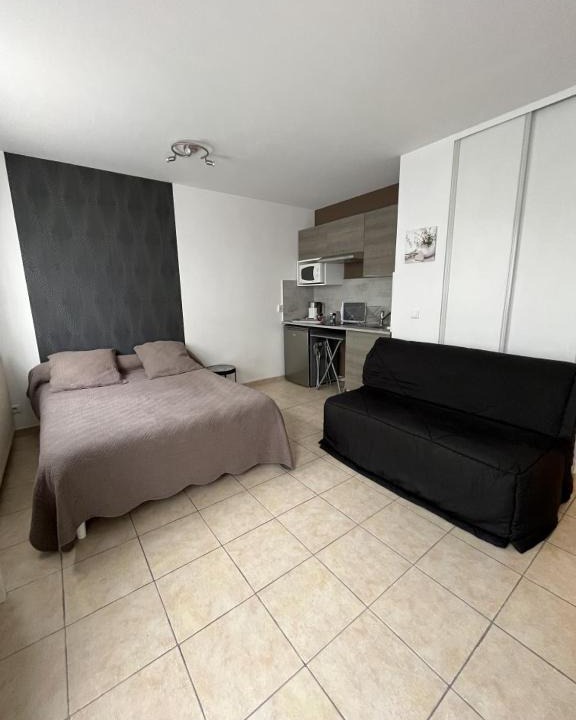 Bussy-Saint-Georges Apartment | Studio Meublé