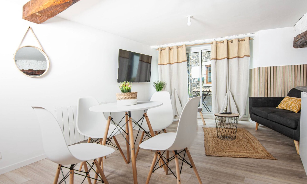 Saint-Paulien Apartment | Studio Meublé