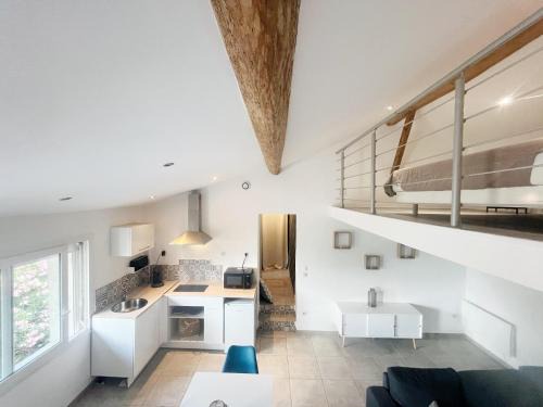 Castelsarrasin Apartment | Studio Mezzanine cozy proche gare et canal du midi