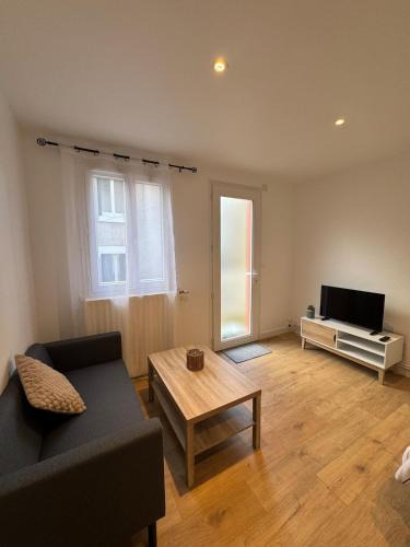 Gueret Apartment | Studio moderne et chaleureux