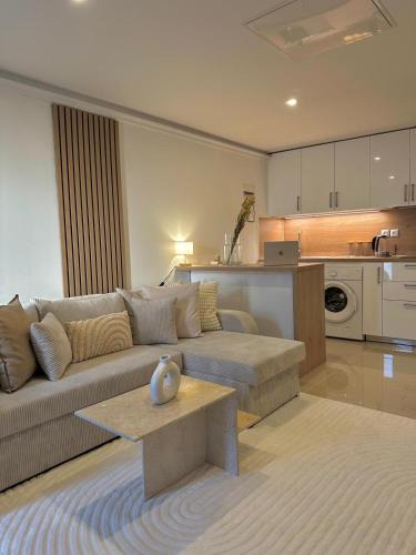 Champrosay Apartment | Studio Moderne et Spacieux