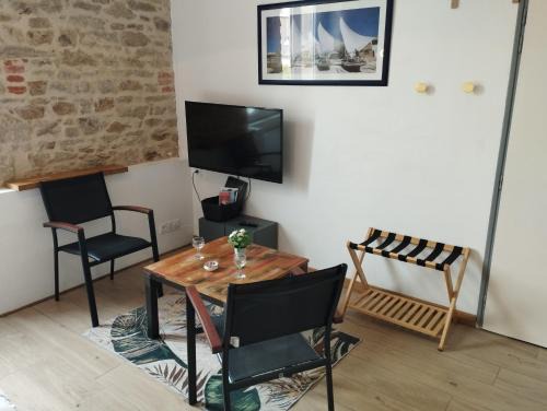 Larmor-Baden Apartment | studio moderne les pieds dans l'eau