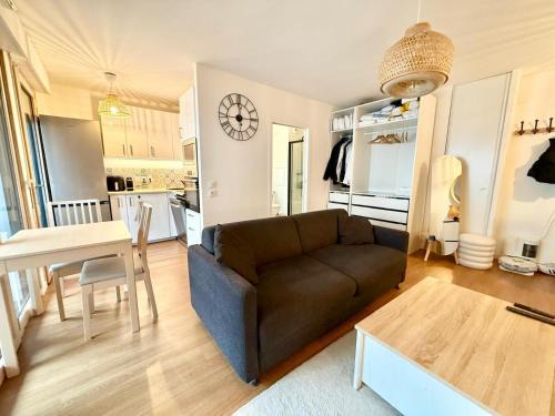 Universite Apartment | Studio Moderne & Lumineux