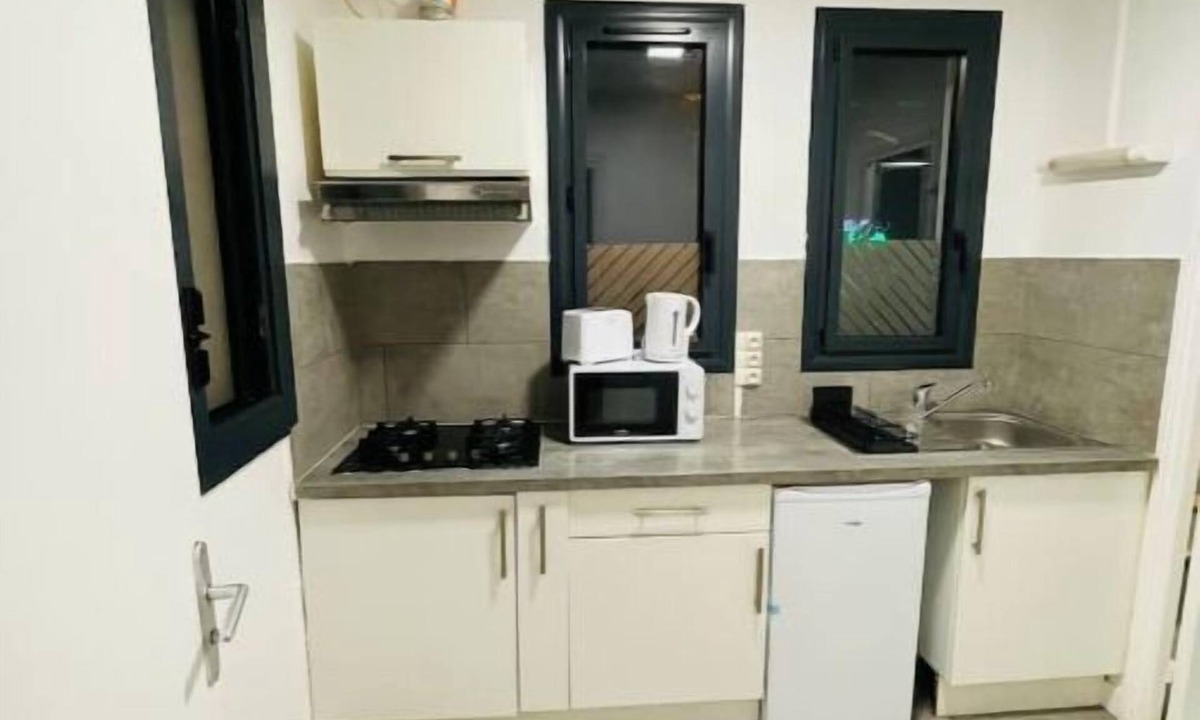 Clichy-Sous-Bois Apartment | Studio Moderne Proche Paris