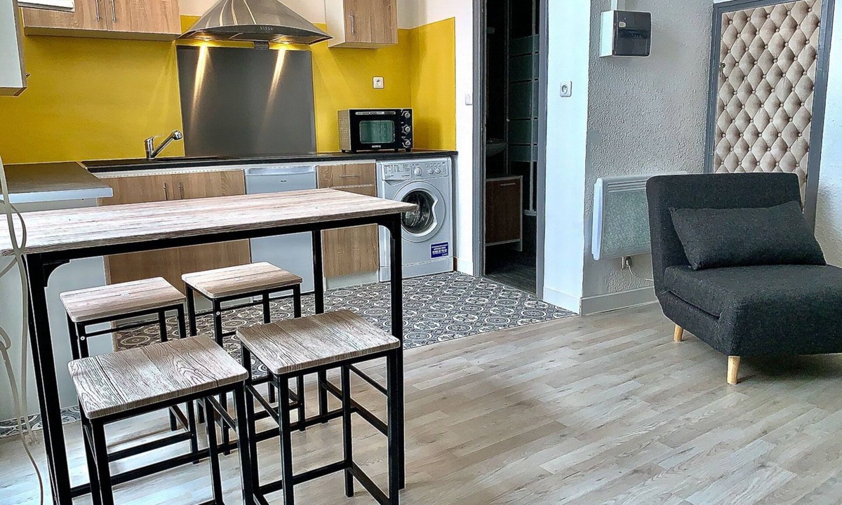 Les Remparts Apartment | Studio near Castillet