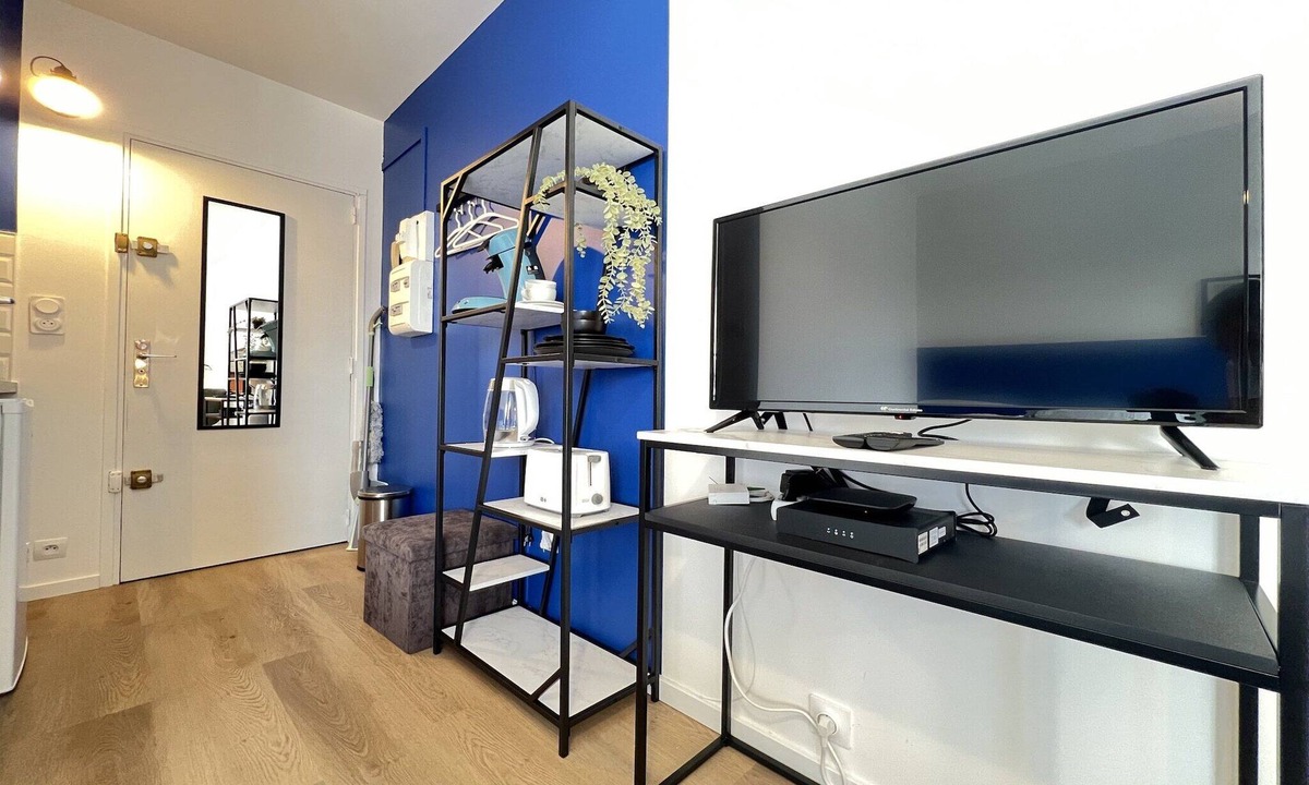 Fontaine-Bayonne-Cartoucherie House | Studio near city center in Toulouse