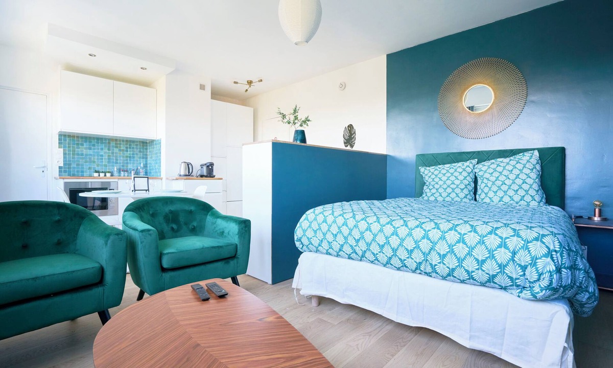 La Madeleine Apartment | Studio near Lille with private parking