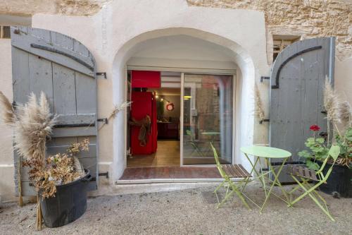 Alignan-du-Vent Apartment | Studio NEW YORK