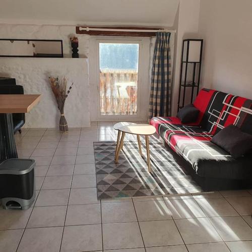 Bonnemain Apartment | STUDIO NID COSY avec piscine