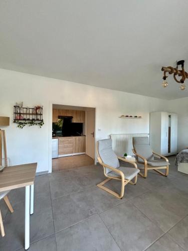 Livron-sur-Drome Apartment | Studio Nid du Perrier