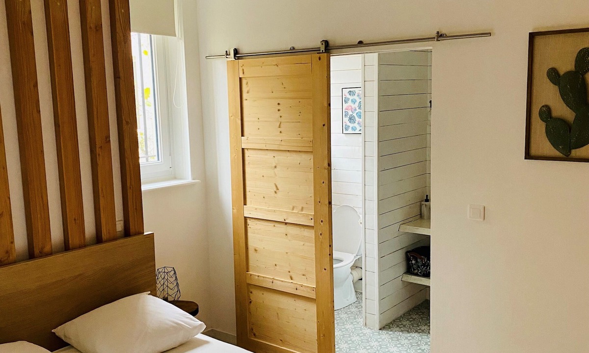 Le Creusot Apartment | Studio Paillotet-Studio-Comfort-Ensuite