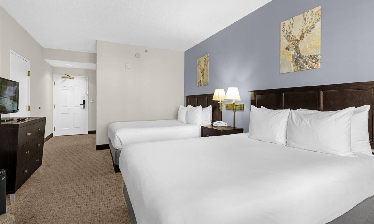 Florida Central Atlantic Coast Apartment | Studio - Pool & Hot Tub near Universal Studios