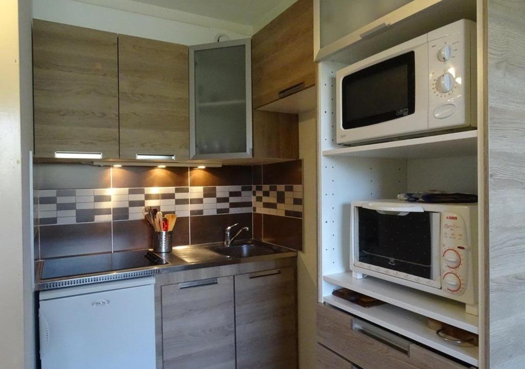 Arette Apartment | Studio pour 4 pers. à proximité des pistes avec balcon et parking - FR-1-602-55