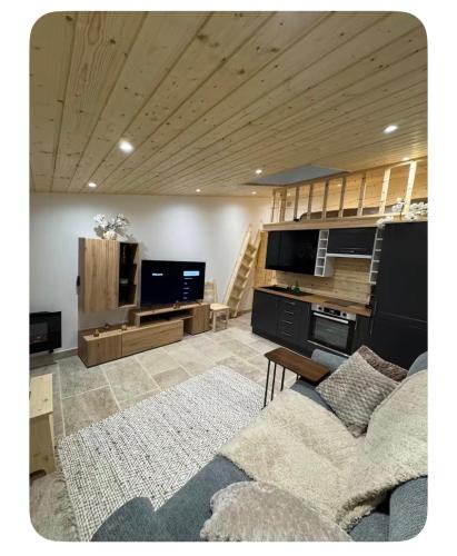 Sens Apartment | Studio PRINTEMPS