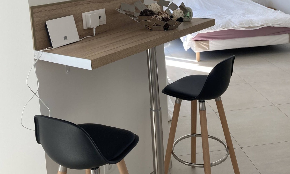 Mantes-la-Jolie Apartment | Studio Proche Gare et Centre Ville