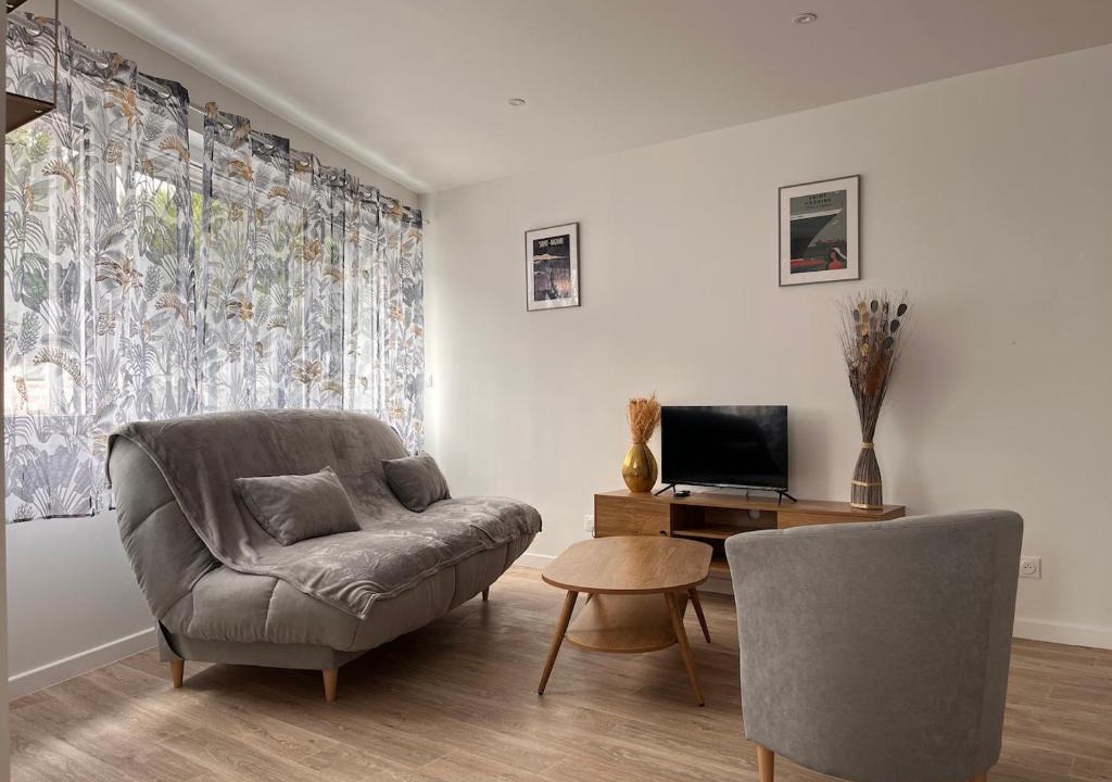 Saint-Nazaire Apartment | Studio récent, entièrement équipé, proche Chantiers et Airbus