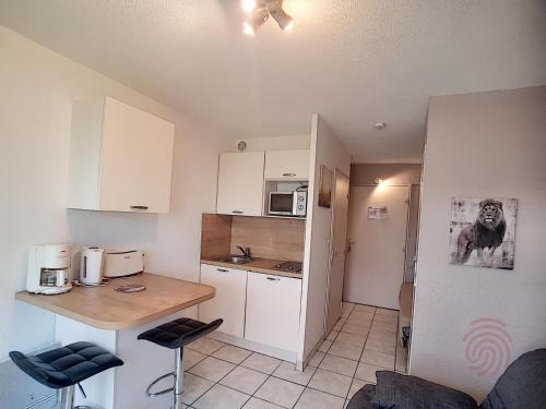 Lamalou-les-Bains Apartment | Studio rénové, proche centre-ville et thermes, avec jardin, WIFI, animaux acceptés - FR-1-451-62