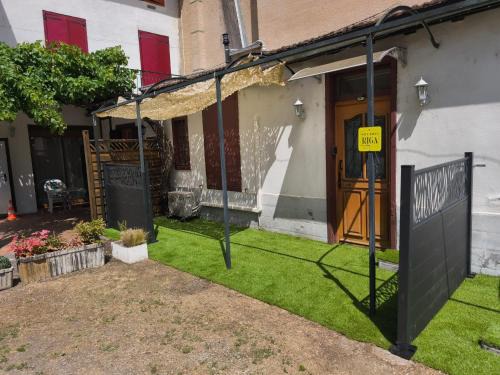 Ax-les-Thermes Apartment | Studio RIGA