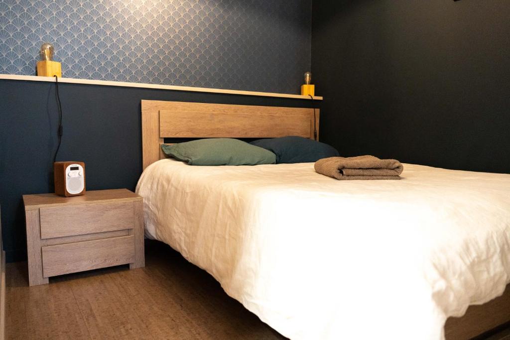 Maurepas Apartment | Studio Ropartz au pied du métro