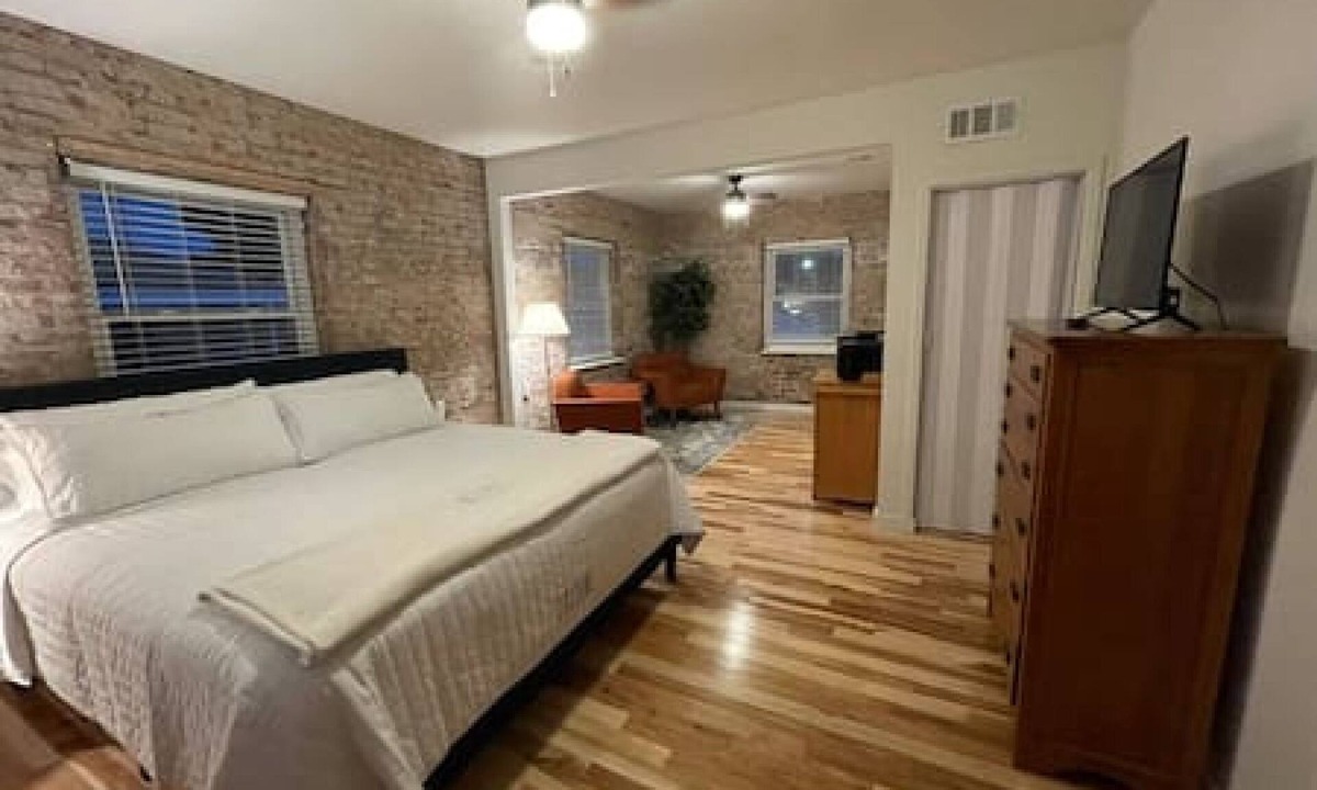 Augusta Apartment | Studio Suite - One Bedroom Apartment, Sleeps 2