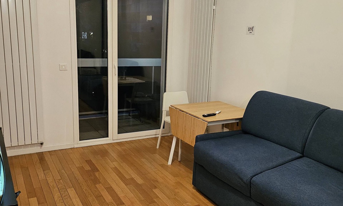 Bel-Air Nord Apartment | Studio sunny balcony Coulée verte