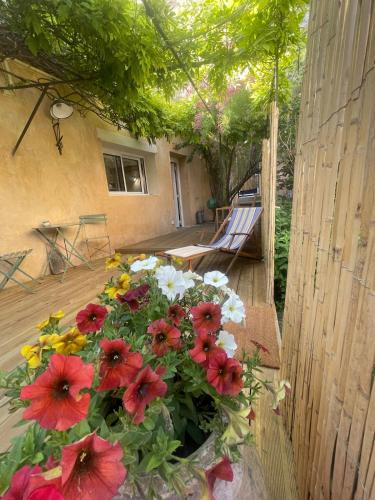 Serres Apartment | Studio Terrasse Le petit cabanon