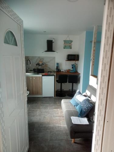 Salles-en-Toulon Apartment | Studio thème Oléron à Valdivienne