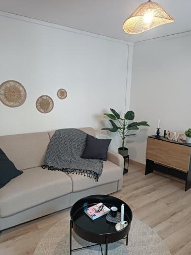Homecourt Apartment | Studio totalement meublé L'ethnique