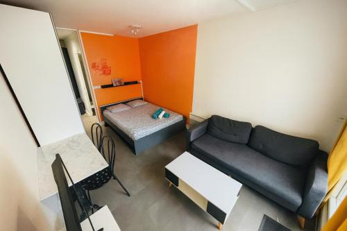 Gare-Jouvenet Apartment | Studio tout équipé - 300m gare - 005