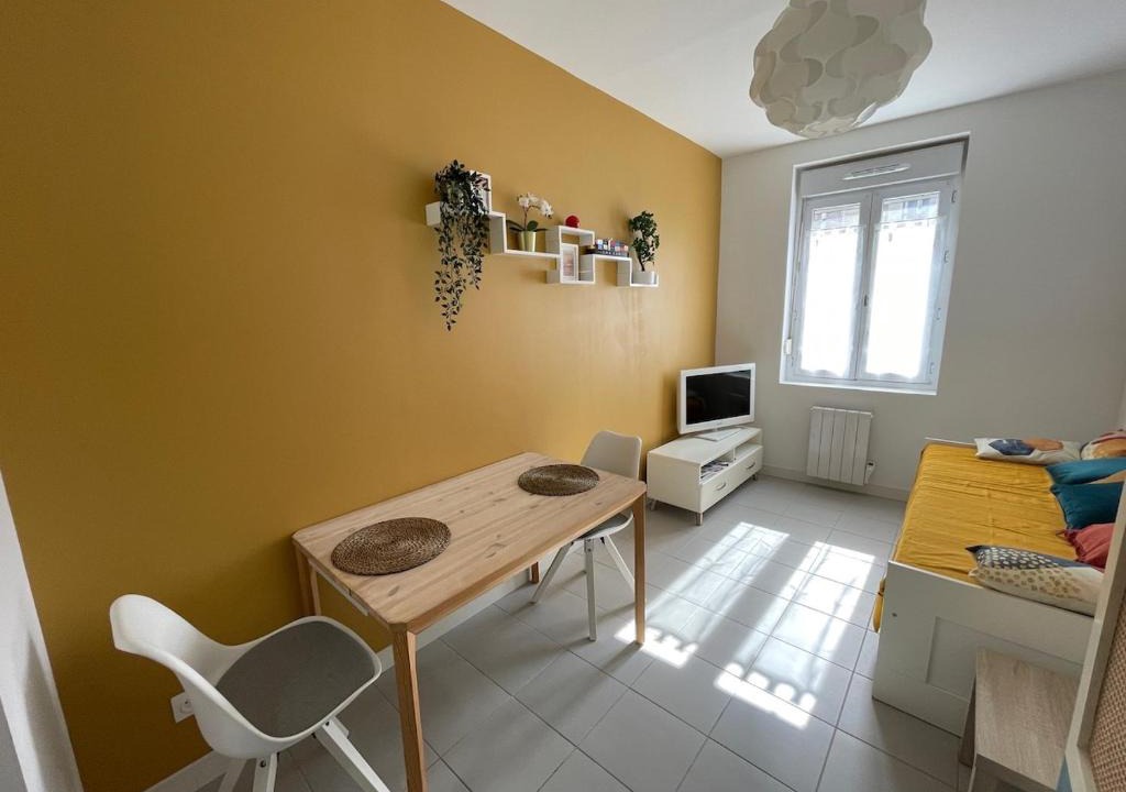 Cote Ouest Ormeaux Apartment | Studio tout beau tout confort tout calme
