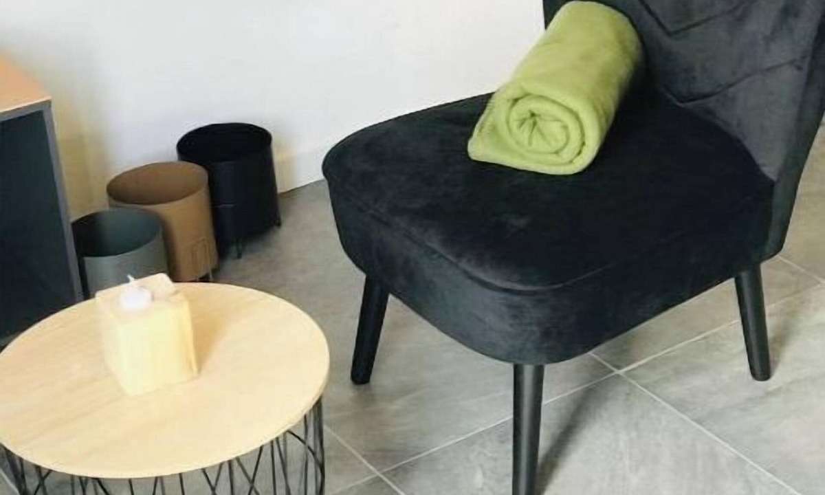 Saint-Julien Apartment | Studio Tropical