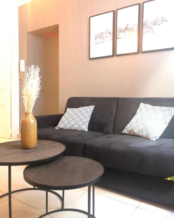 Antibes Old Town Apartment | Studio Vieil Antibes - Saint Antoine