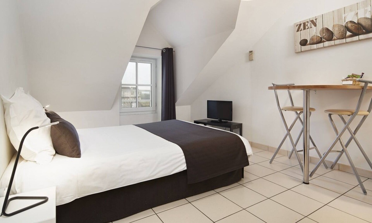 Ancenis Apartment | Studio Vue sur Château