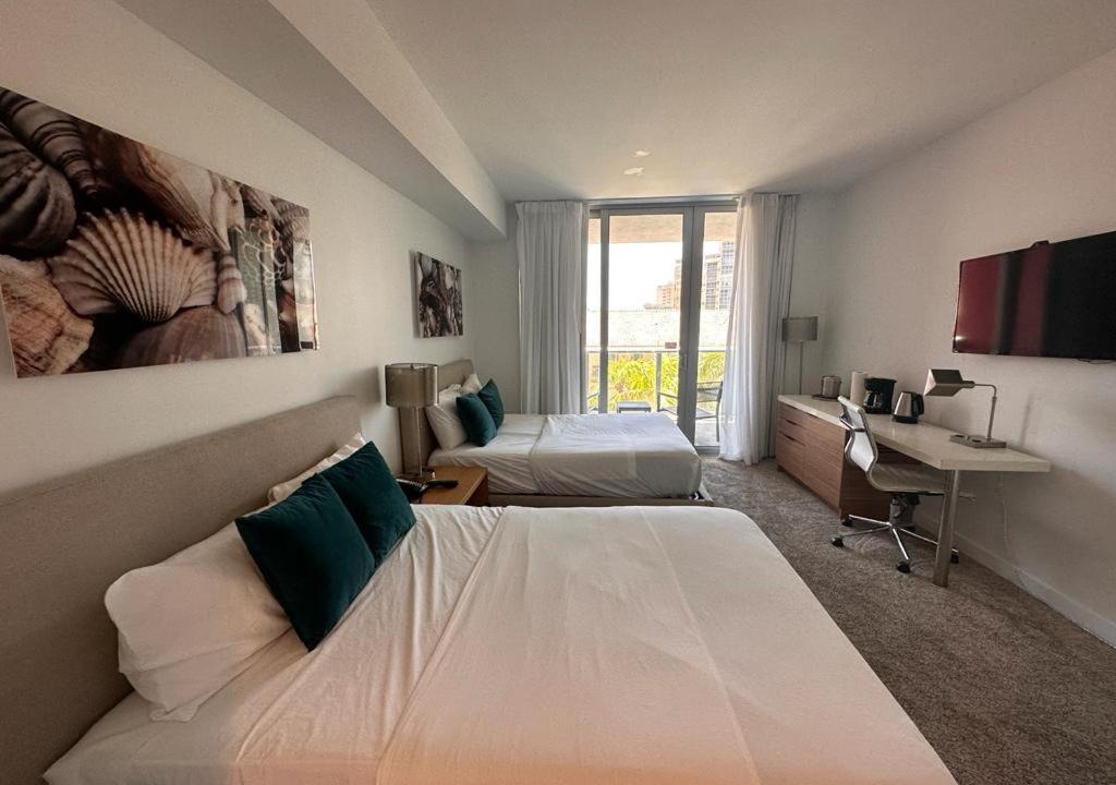 Hallandale Beach Apartment | Studio with 2 Full Beds, Perfect Beach Location