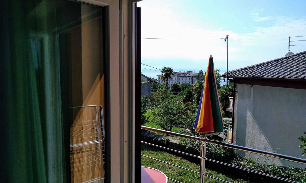 Opric Apartment | Studio with air conditioning