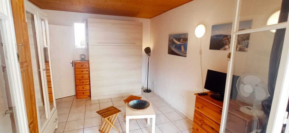Le Barcares Apartment | Studio with closed loggia and 25m2 terrace