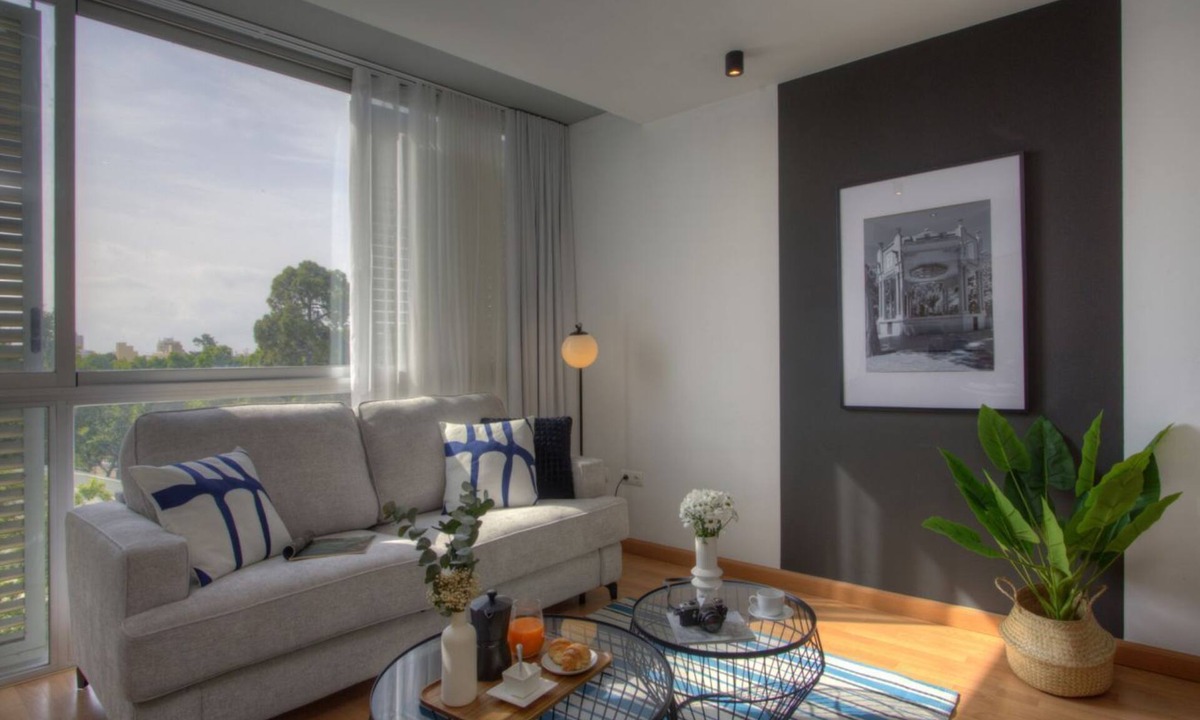 Castello de la Plana Apartment | Studio with green views of Ribalta Park