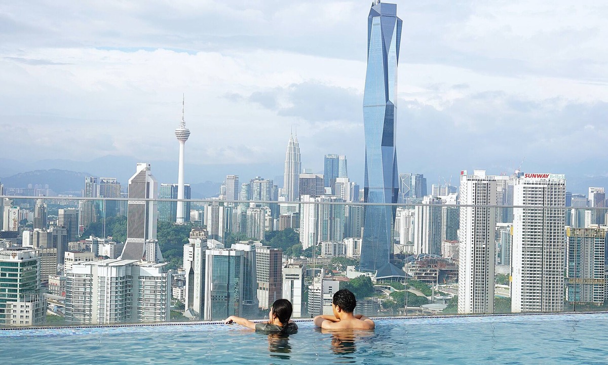 Brickfields Apartment | Studio with KL Tower View in Kuala Lumpur