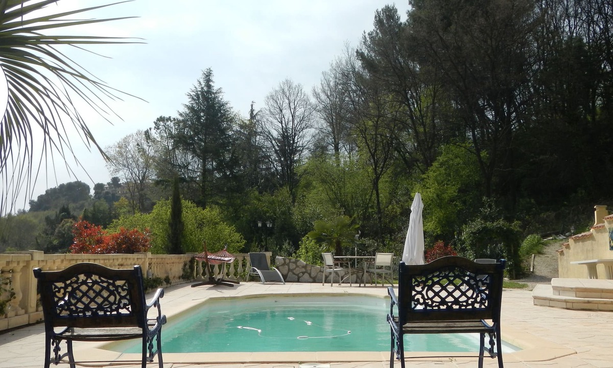 Saint-Paul-de-Vence Apartment | Studio with private pool 5 minutes from the sea